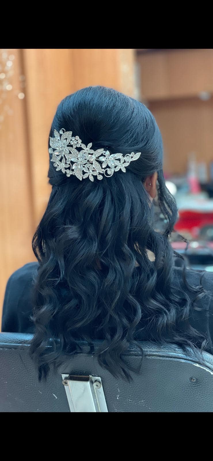 Coiffure femme avec accessoire
